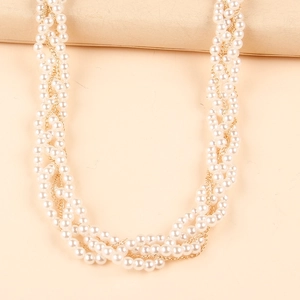 Elegante meerlaagse parel-tailleketting met gouden schakels voor damesjurken