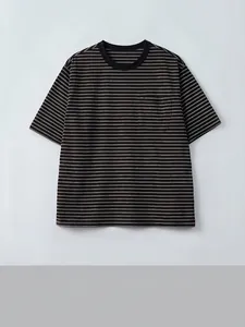 T-shirt da uomo a maniche corte a righe con taschino in nero e grigio