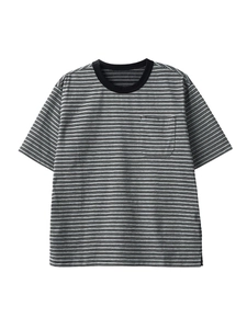 T-shirt da uomo a righe grigie e nere con taschino sul petto e girocollo casual