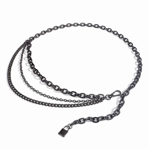 Stilvolle mehrlagige Metall-Taillenkette in Gunblack mit quadratischem Vorhängeschloss