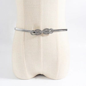 Ceinture élastique en métal argenté pour femme avec boucle élégante à double anneau