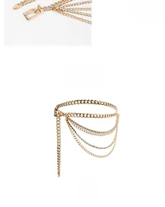 Détail de la chaîne de taille dorée multicouche avec strass et boucle réglable