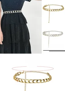 Detailansicht des Punk-Kettengürtels in Gold mit 105 cm Länge und verstellbarem Anhänger