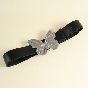 Ceinture large en cuir PU noir tendance avec une grande boucle papillon en métal argenté