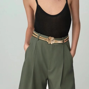 Ceinture Chaîne de Taille Élastique en Métal Doré pour Femme Avec Boucle Florale Ceinture Décorative Réglable pour Robes Fête