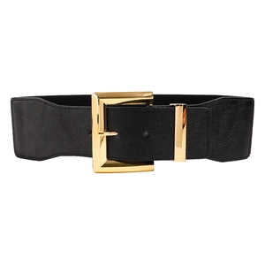 Large ceinture élastique noire pour femme avec grande boucle carrée dorée chic