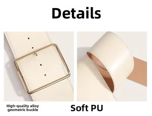 Détail d'une large ceinture en similicuir crème avec une grande boucle géométrique dorée