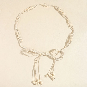 Ceinture bohème tissée main en coton avec perles de bois et pompons blanc cassé