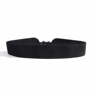 Ceinture noire élastique avec boucle en métal doré et finitions cuir pour robe femme