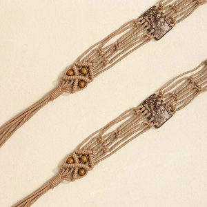 Ceinture bohème tressée à la main en coton kaki avec des perles de bois ethniques