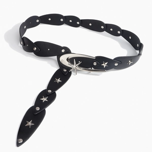 Cintura punk Y2K in pelle nera con borchie a stella d'argento e design patchwork unico