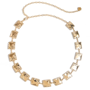 Golden hammered square metal chain belt with rose pendant for elegant dresses