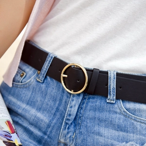 Women's black leather belt with golden round buckle for casual fashion jeans styling