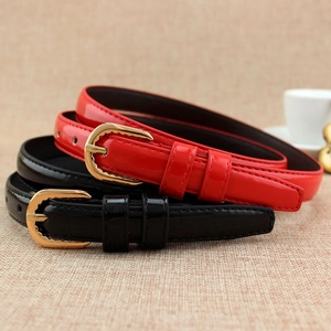Ceinture Fine en Cuir Verni Couleur Bonbon pour Femmes Mode Brillant Ceinture en PU Avec Boucle à Ardillon en Alliage