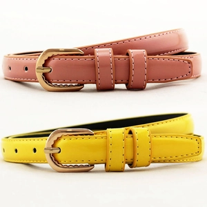 Ceintures fines en cuir verni rose et jaune avec boucles dorées ondulées pour robes