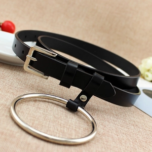 Ceinture Femme en Cuir Véritable Vintage Avec Grand Anneau en Métal Punk Mode Ceinture Fine pour Jeans Robe Ceinture