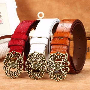 Ceinture Vintage en Cuir de Vachette Refendu pour Femme Motif Floral Gauffré Boucle à Plaque en Alliage Sculpté Ceinture Décontractée