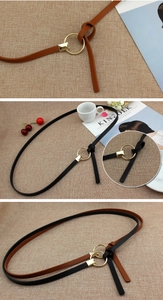 Détails de fines ceintures en similicuir avec boucles dorées en métal en noir et marron