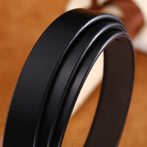 Classic black cowhide leather skinny waist belt with premium smooth edge finish