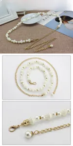 Détail de la chaîne de taille en perles pour femmes avec perles texturées et maillons dorés