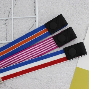 Adjustable elastic no-show belt set with colorful woven patterns and snap buckles