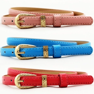 Three-piece skinny patent leather belt set for women with engraved gold metal buckles
