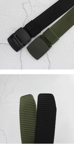 Détail d'une ceinture tactique en nylon avec boucle en plastique en noir et vert armée
