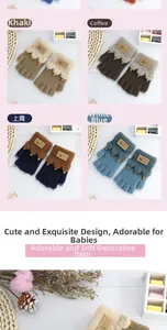 Detailed knit gloves for kids with plush beast claw design and leather BOY 2020 badge