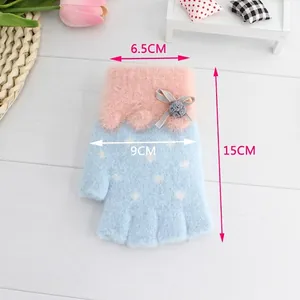 Kids warm knit half-finger gloves with heart patterns and cute bowknots in pink and blue