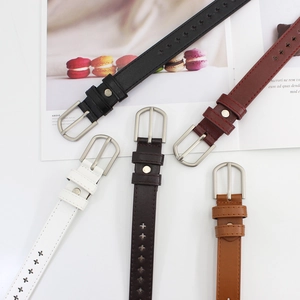 Cinture sottili da donna con trafori a stella e fibbia a D in cinque colori classici