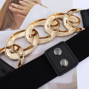 Elegante cintura elastica nera da donna con fibbia a catena dorata e bottoni a pressione