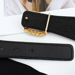 Ceinture élastique noire pour femme avec boucle dorée évidée et texture cuir grainé