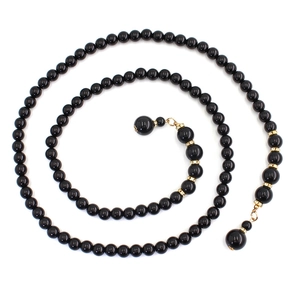 Chaîne de taille élégante en perles noires avec détails dorés et cristaux brillants
