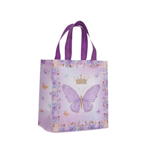 Elegante borsa regalo viola con farfalla, corona d'oro e manici intrecciati per feste