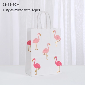 White paper gift bag with pink flamingo print and twisted handles 21x15x8cm