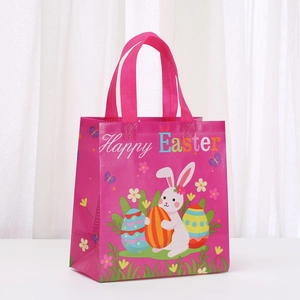 Détail du sac cadeau en non-tissé Joyeuses Pâques avec lapin blanc et œufs colorés
