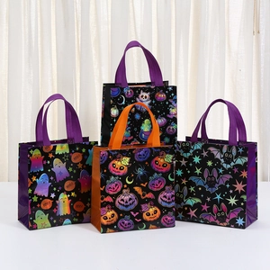 Halloween Cartoon Printed Non-Woven Tote Bag Portable Candy Gift Bag For Party Halloween Decorations Reusable Shopping Bag