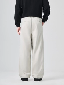 Men's loose straight-leg casual trousers in off-white with smooth drape and back pockets