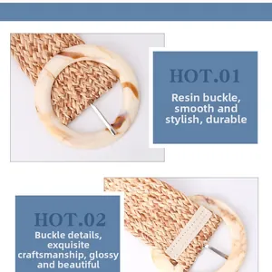 Détail de la ceinture tressée avec grande boucle ronde en résine au motif ambre marbré