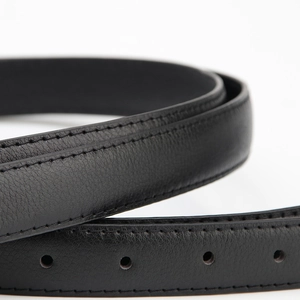 Classic black leather belt for women with fine stitching and polished needle buckle detail