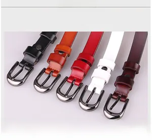 Damen-Ledergürtel Set in Schwarz, Orange, Rot, Weiß und Braun mit klassischen Metallschnallen