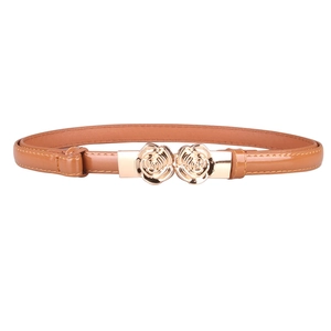 Eleganter khakifarbener Lackledergürtel für Damen mit goldener Metallschnalle in Rosenform