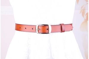 Cintura classica da donna in vera pelle marrone con fibbia ad ardiglione su pizzo