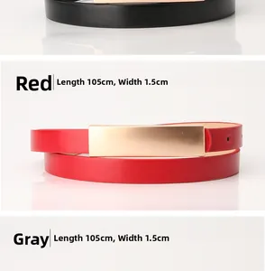 Détail d'une ceinture fine en cuir de 1,5 cm pour femmes avec boucle dorée et longueur 105 cm