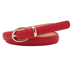 Cintura sottile in pelle PU rossa con fibbia ovale dorata per jeans donna