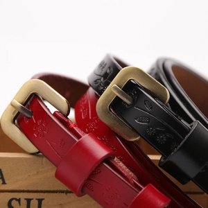 Embossed floral leather belt for women with vintage brass buckle in black and red
