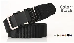 Détail de la ceinture tactique noire en nylon avec boucle automatique en alliage mat