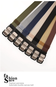Vue détaillée de la collection de ceintures en nylon en sept couleurs avec boucles en métal