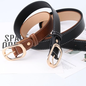 Cinture sottili da donna in nero e marrone con fibbia dorata ovale e cuciture bianche