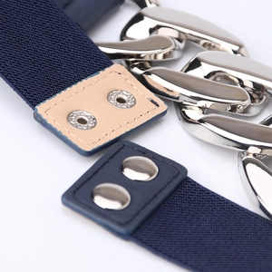 Ceinture élastique bleu marine avec chaîne argentée et empiècement en cuir femme